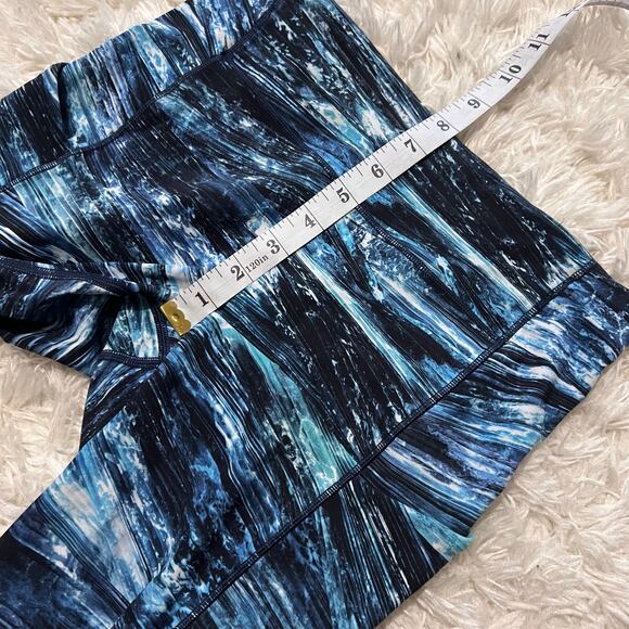 Lululemon Shorelines Multi Blue Fast & Free Crop Leggings Size 6 - Picture 9 of 10